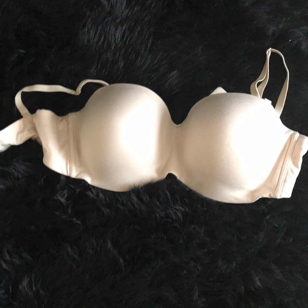 Nude Strapless Bra 40D